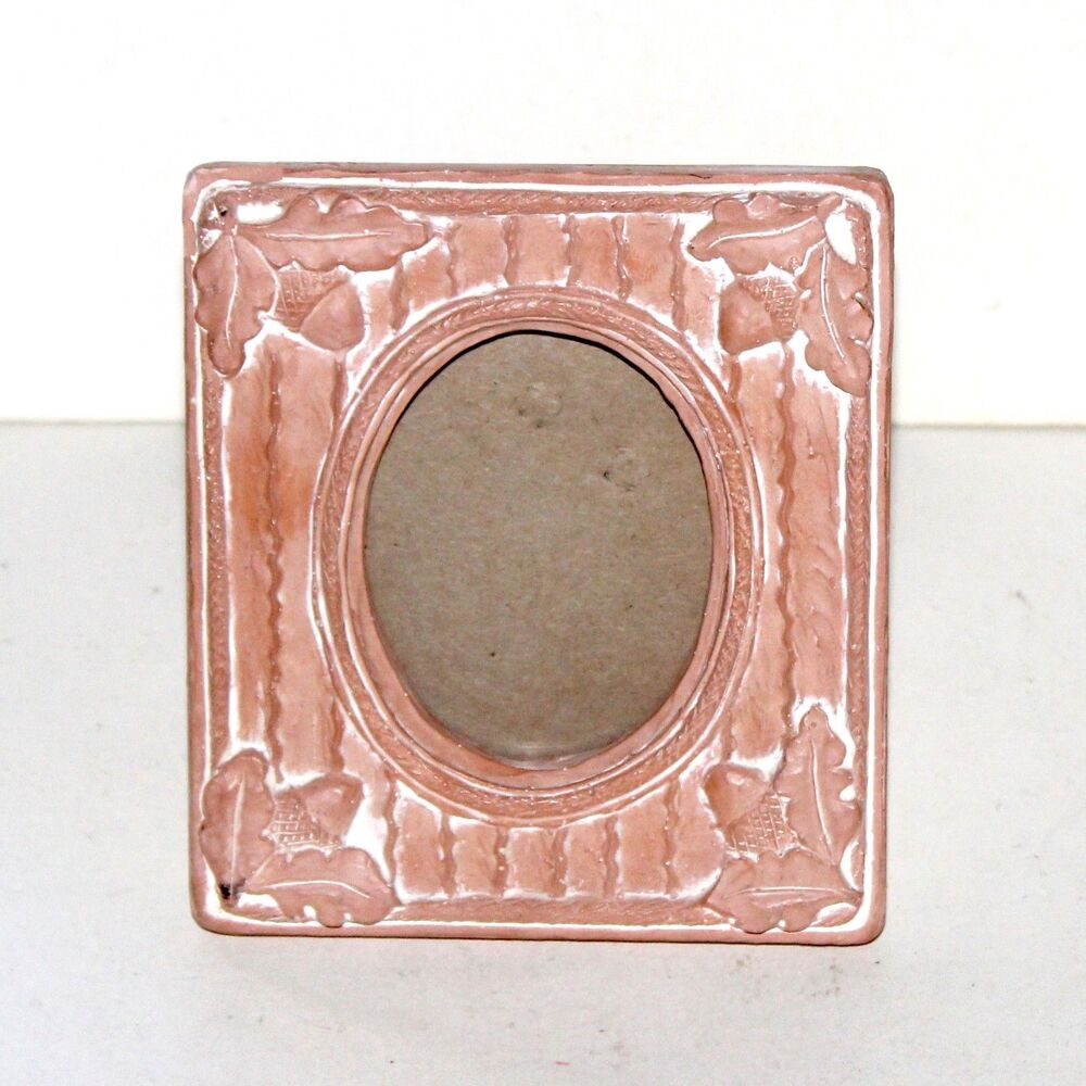 Cathy Gamble Photo Frame Meadow Crest 1983 Terracotta Clay acorn country house